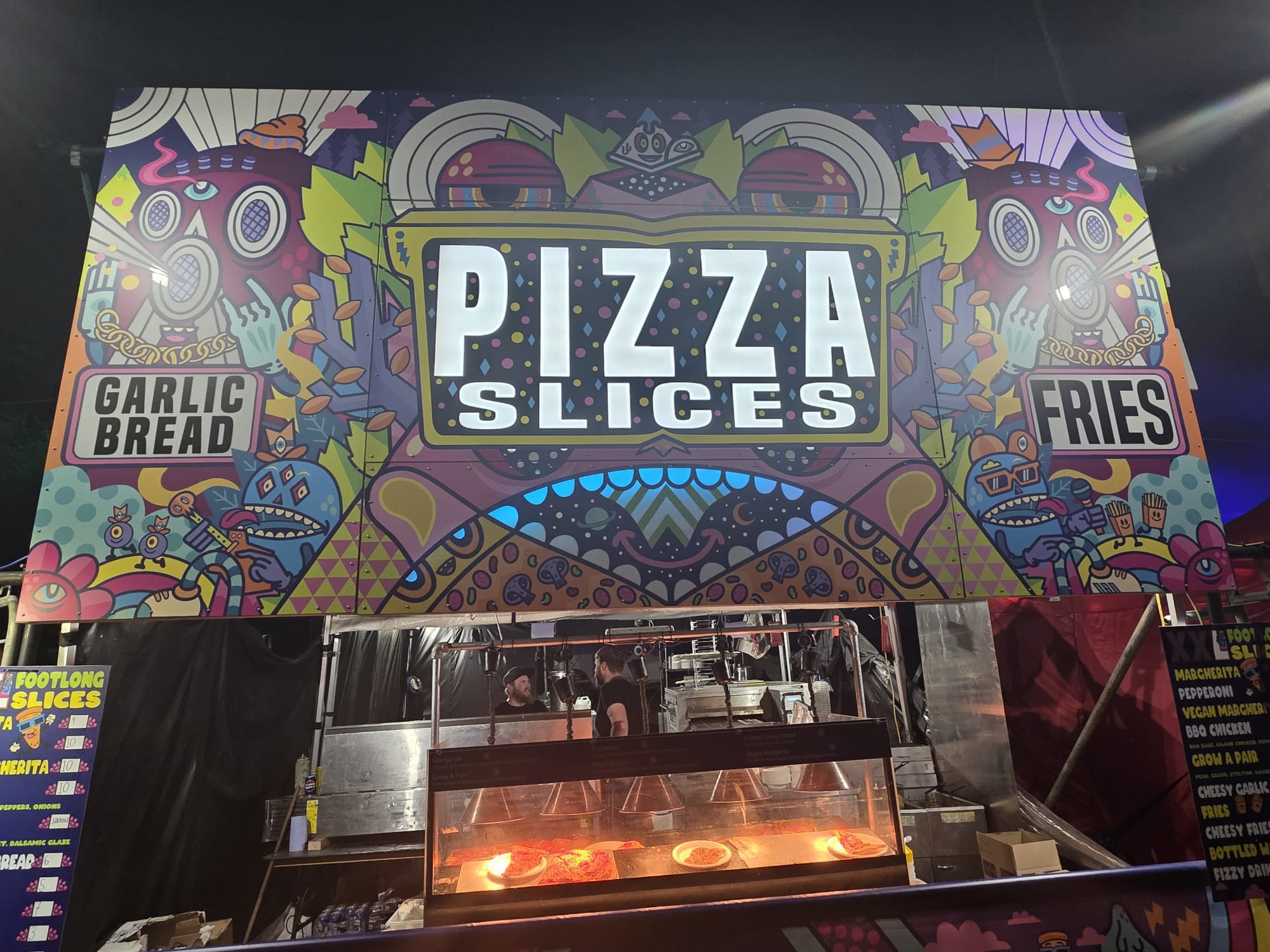 Tropical tree frog @Shambino 2022